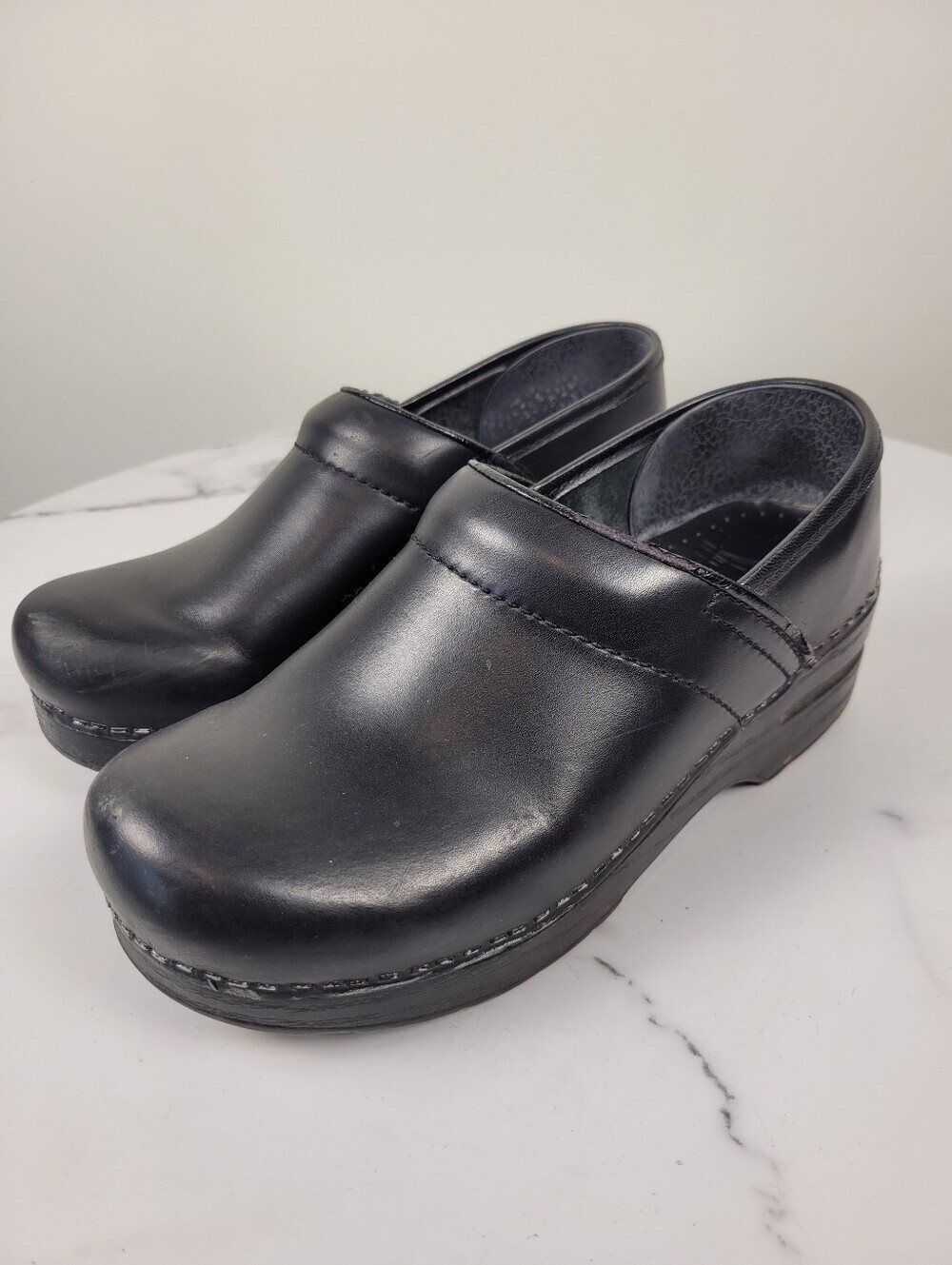 Dansko Professional Black Clog Shoes Size: 6US